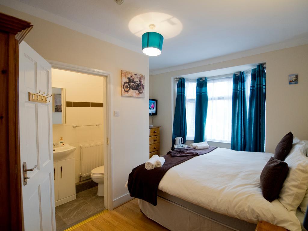 Gable Lodge London Phòng bức ảnh